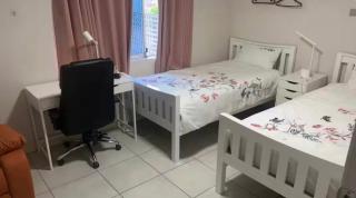 UQ big room 2 bed for 2 people Q1 - 8