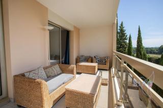 Beautiful apartment on the edge of the golf course - 3