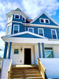 Perfect 6BR Stay Near Falls & Attractions - Niagara Falls - 2