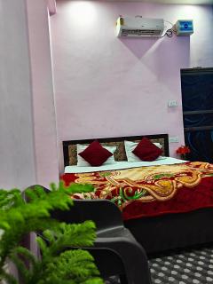 Krishna guest House - 600 meter away from ram mandir - 1