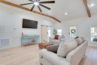 6 Mi to Magnolia Springs SP! Modern Cottage Living - 6
