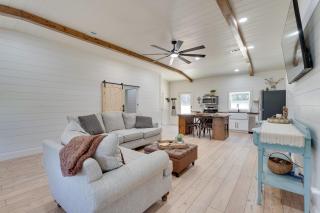 6 Mi to Magnolia Springs SP! Modern Cottage Living - 3
