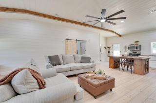 6 Mi to Magnolia Springs SP! Modern Cottage Living - 4