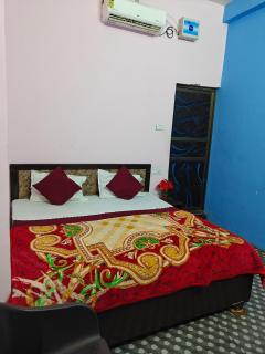 Krishna guest House - 600 meter away from ram mandir - 5