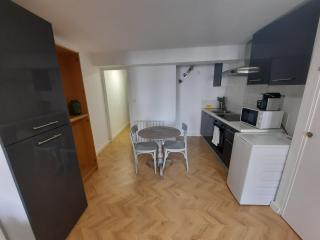 Le Crébillon - 30m2, 2 Prs, 1 Ch, Centre ville - 5