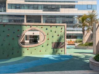 Elegant 4br Waterfront Apartment Sea View Al R - 6