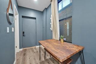 The Luxe Pearl Residences - 8ppl - 2