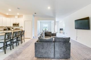 Family Home 7 Mi to Fort Charlotte Beach Park! - 2