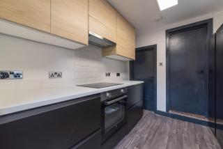 4 bedroom 2 bath beautiful Victorian house - 1