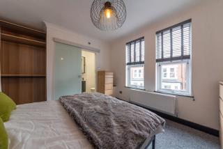 4 bedroom 2 bath beautiful Victorian house - 7