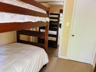 Charming Town House in Fantastic Gaithersburg - 2