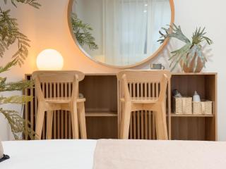 New Open, 5-min Walk from DDP, Modern Korean Vibe - 2