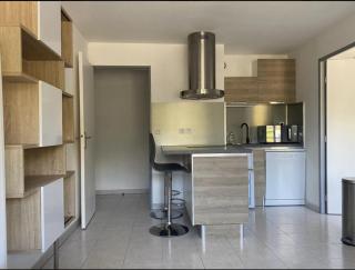 Charming Upper West Side Apartment 5 Min Walk to Central Park - 2