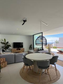 Luxury Private Pool Apartment - 3