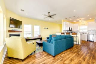 Get A Wave From It All - Ocean & Beach View - 4