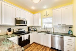 Get A Wave From It All - Ocean & Beach View - 2