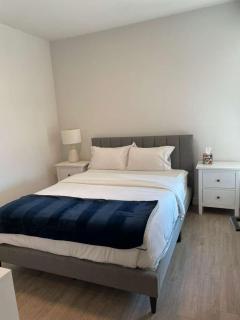 Cozy LA Getaway 1BR with Pool, Gym&Walkable Area - Los Angeles - 0