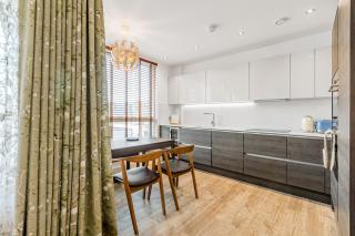 Delightful 1BR Apt with Terrace and Great Travel Links - 7