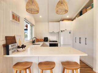 Seashell Cottage Hahei - 2