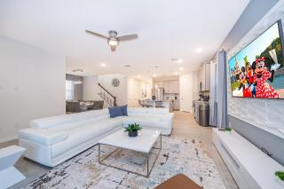 2082BO VILLA 7 BEDROOMS / 6.5 BATHS - 0
