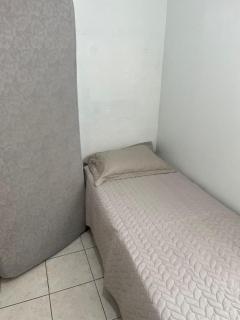 Apartamento Balneário Picarras vista mar, centro - 2