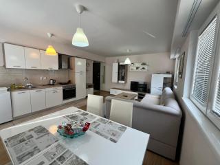 New Cozy Apartment - 6