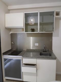 Cerca Monumento a la bandera y centro - 0