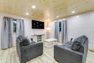 Direct Trail Access Lyons Falls Getaway with Views! - 7