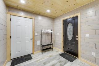 Direct Trail Access Lyons Falls Getaway with Views! - 1