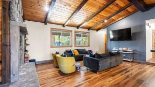 Steps to Trails Minutes to Heavenly Fireplace Deck BBQ Bluewood Cabin by AvantStay - 2