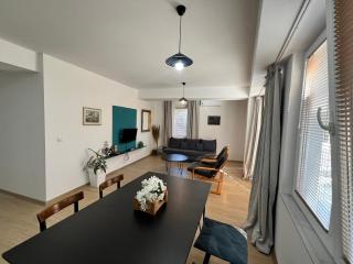 New Garden Apartment - 6