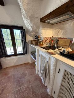 Magical Cave in Spain - Boutique Luxury Stay in Nature - 5