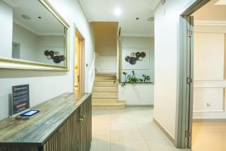 The Penthouse On 71st Floor - 4