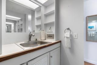 Kona Islander Inn#305 - 4