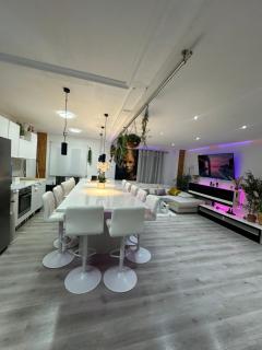Stag hendo25pax Only 10min to the PARTY area DESPEDIDAS 25pax 10 min de la zona de fiesta Consultar precio - 0