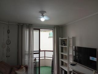 Aptos em Prédio à Beira-mar em Meia Praia, Itapema - EVBs - 1