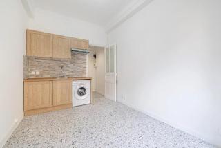 Stylish East Village Apartment Steps from NYC Best Restaurants Shops - 3