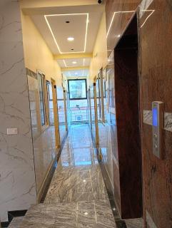 Hotel GOLDEN INN - 4