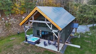 Mountain Views, Hot Tub, Trails, Waterfront - 9