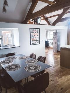 The Retreat Cornwall holiday home with hot tub - 3