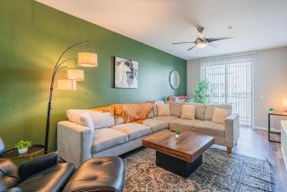 Cozy Stay near ASU Gym Pool Parking Games - 4