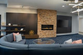 Courtyard Casper - 0