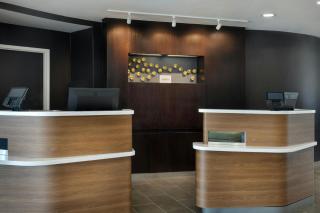 Courtyard Casper - 1