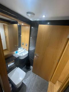 Marble Arch Landmark - 7