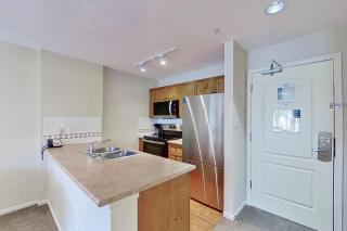 Town Plaza, Unit 202 - 4