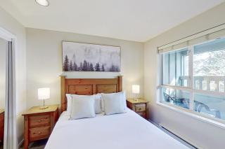 Town Plaza, Unit 202 - 2