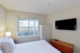 Town Plaza, Unit 202 - 1