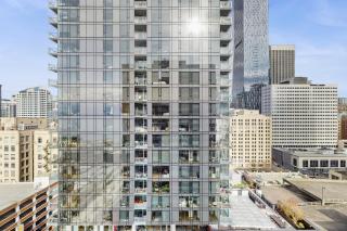 Newmark Condo Suite - 8