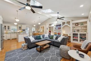 Tall Pines Retreat, Dogs OK, 15 miles to LakePoint - 4