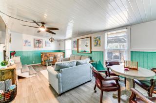 2 Mi to Beach! Canal-Front Escape in Crystal River - 9